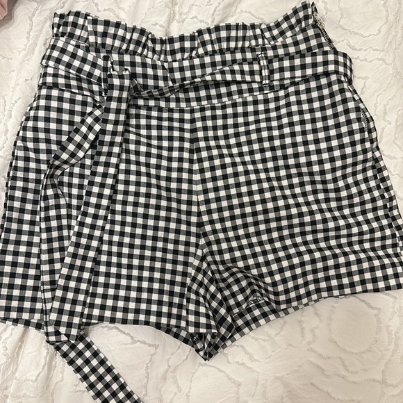 ZARA shorts - Picture 1 of 4